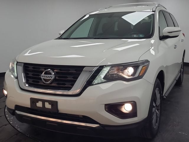 2018 Nissan Pathfinder SV in White — front three-quarter view